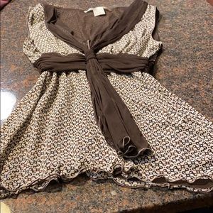 Max Studio sleeveless blouse